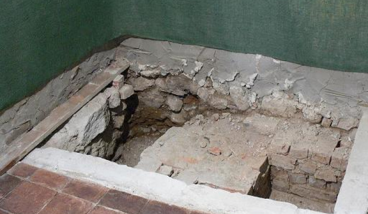 3. fotografia fotogalérie Sarkofág Dobóa Istvána