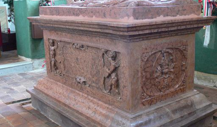 4. fotografia fotogalérie Sarkofág Dobóa Istvána