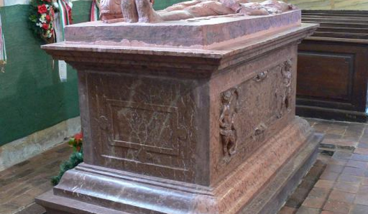 5. fotografia fotogalérie Sarkofág Dobóa Istvána