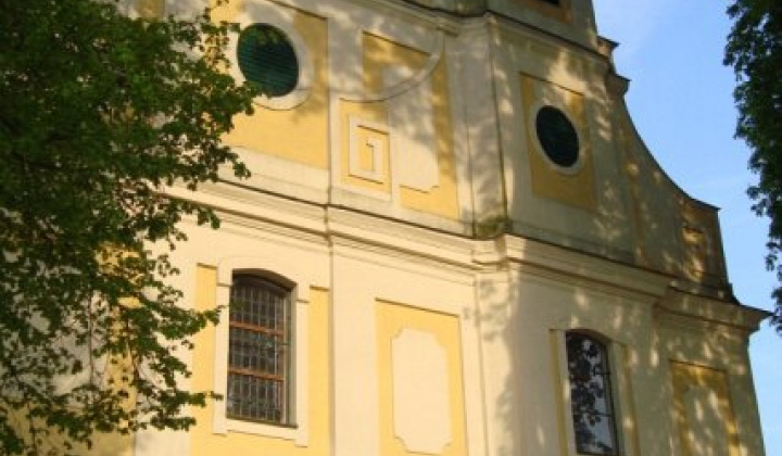 7. fotografia fotogalérie Kostol Povýšenia svätého Kríža v Ruskej